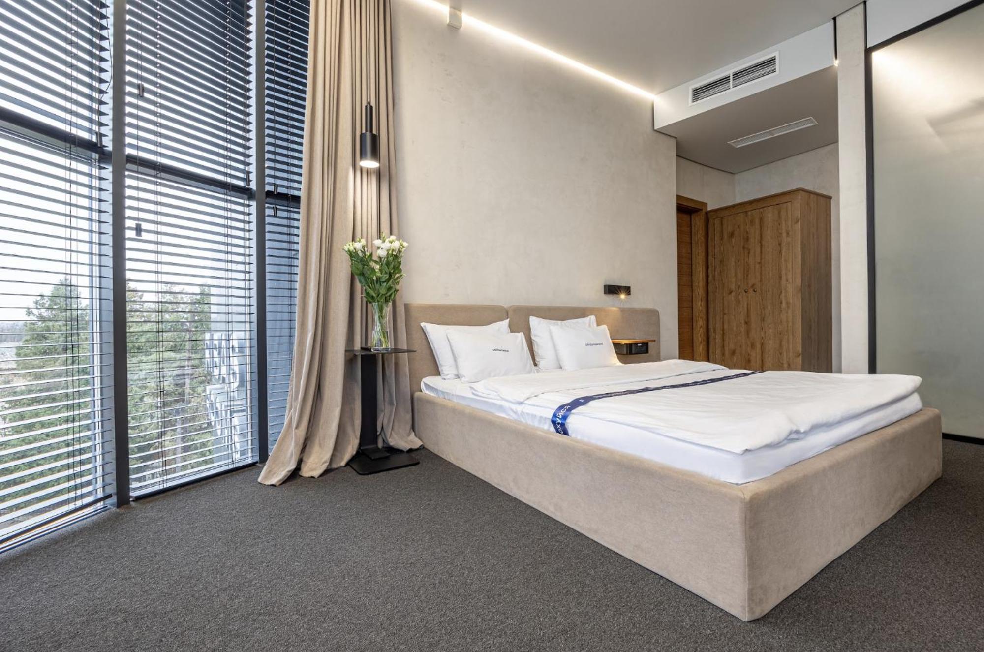 Ribas Rooms Loetsk Buitenkant foto