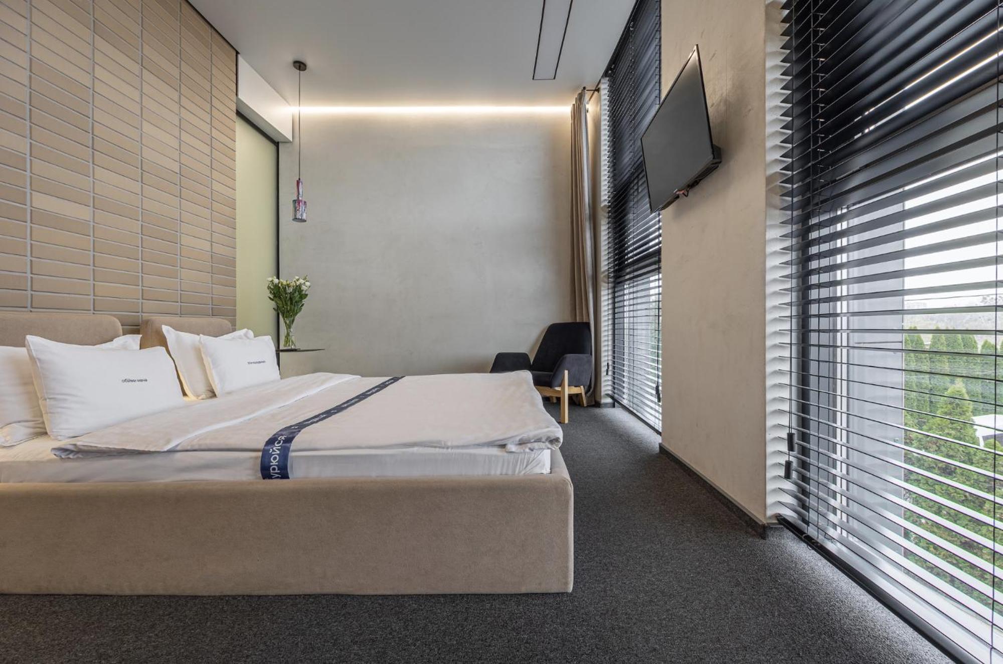 Ribas Rooms Loetsk Buitenkant foto